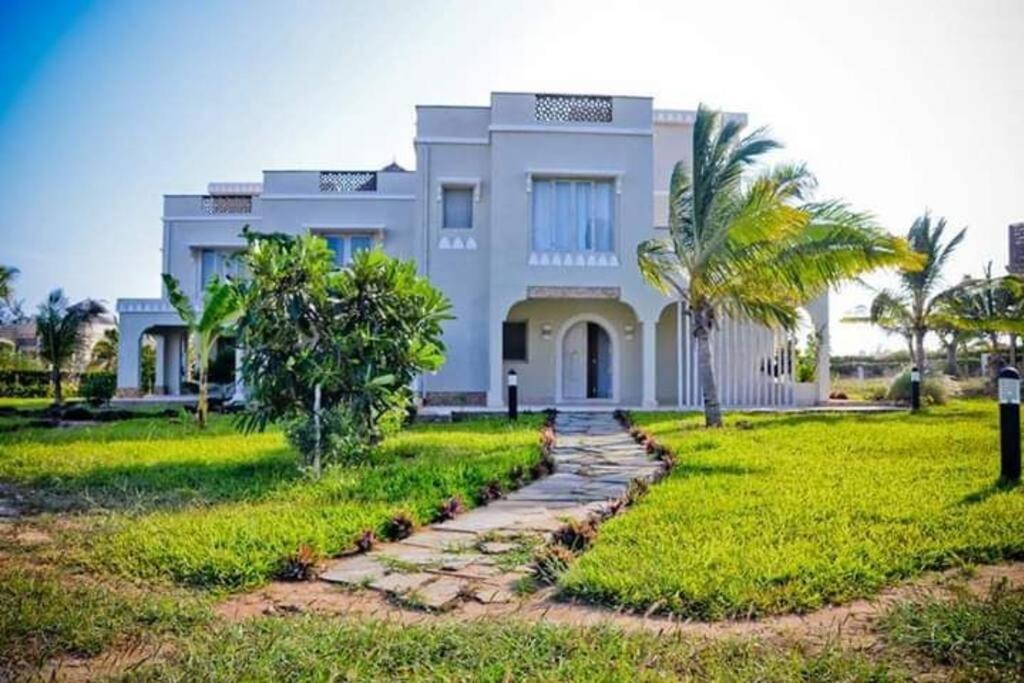 Suite Beach Villa - Watamu Exterior foto