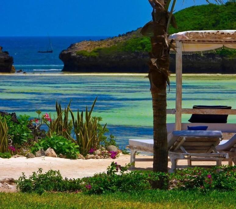 Suite Beach Villa - Watamu Exterior foto